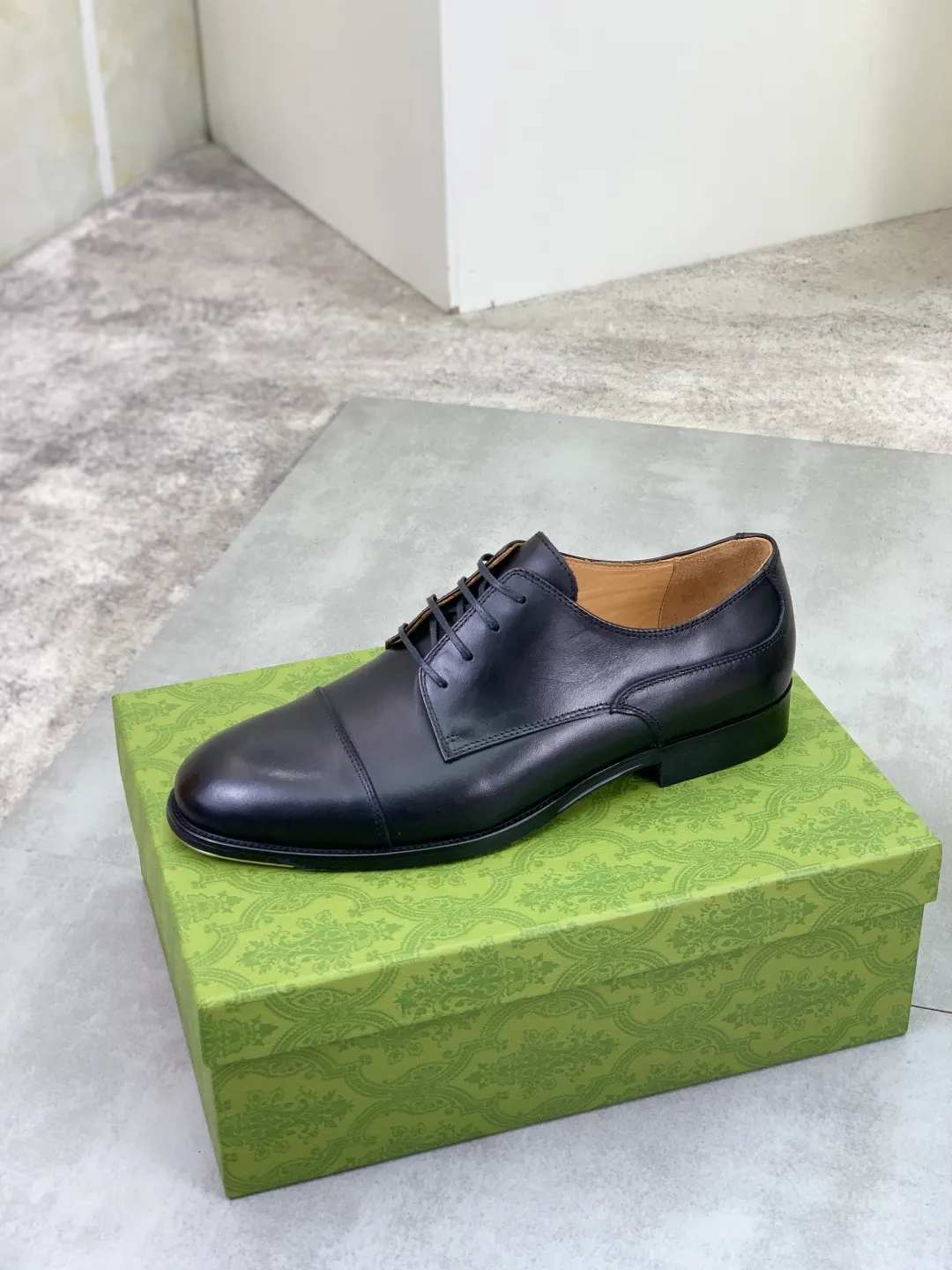 Men's men's shoes 💰P640 [New style] Water dyed cowhide 💰💎💎💎 [Gucci] GUCCI high-end men's formal business leather shoes, original order 1:1! Original imported high-end open-edge beaded calfskin, original metal buckle, imported first-layer cowhide lining for feet. Original high-end outsole, men's shoe size: 39-44 (45 customized) black and brown colors available
